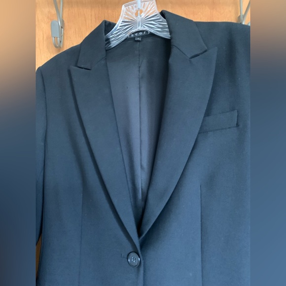 Theory Blazer, Black, size 4 - Picture 4 of 5